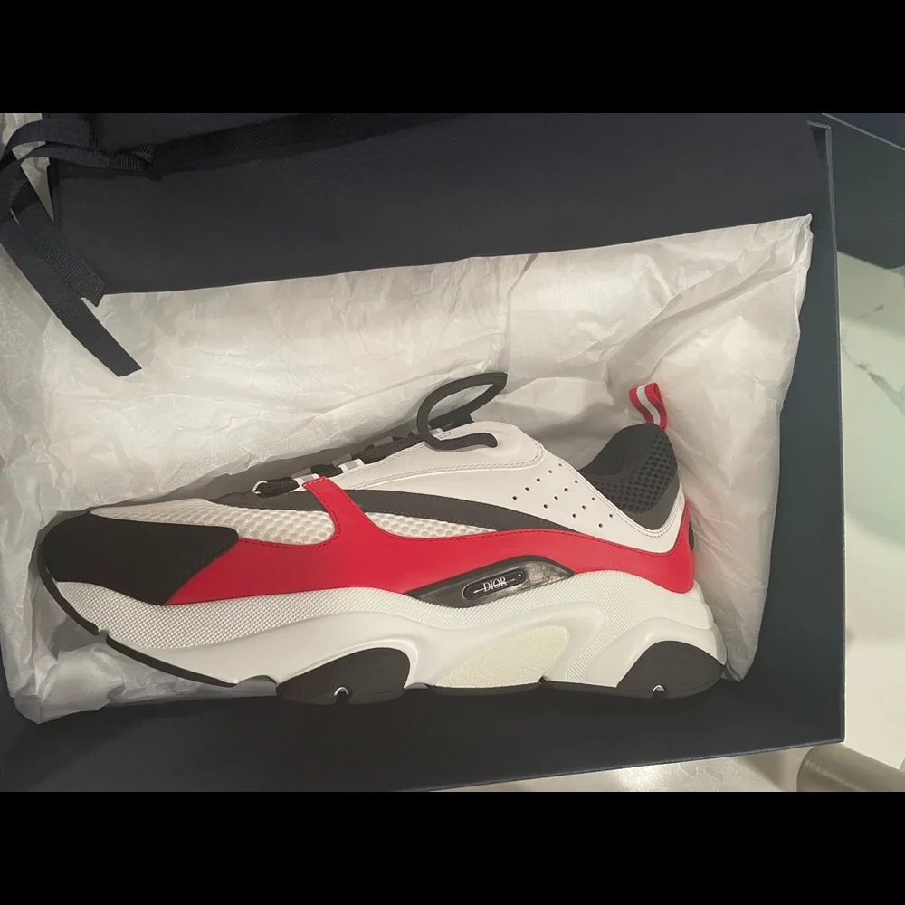 Dior Runner - Picture 3 of 5